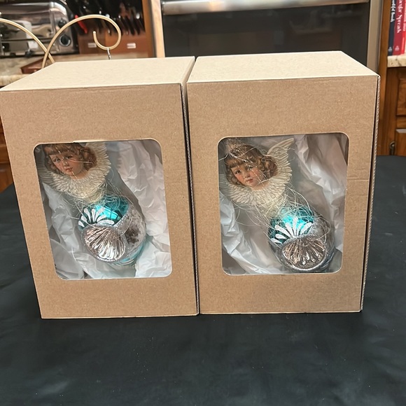 NWT Gorgeous and Unique Pair of Holiday Angel Ornaments. Hand Blown. Polish. - Picture 11 of 13